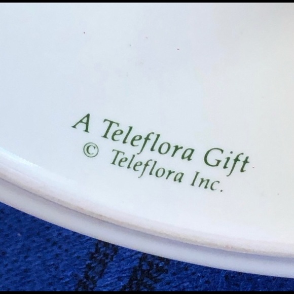 Teleflora Vintage Christmas Holly Candle Holder - Picture 13 of 15